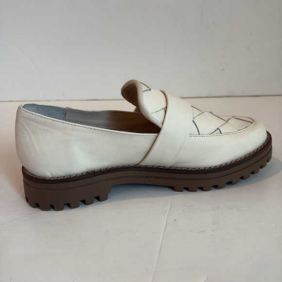 dolce vita Aubree lug sole loafers creamy white basket weave foot size 8 - Picture 8 of 16
